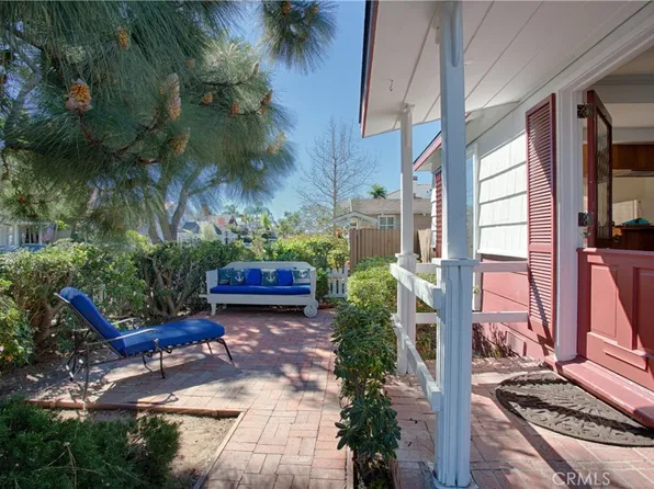 521 Carnation Ave, Corona Del Mar, CA 92625