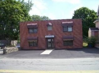 17 Fletcher Ave, Cranston, RI 02920