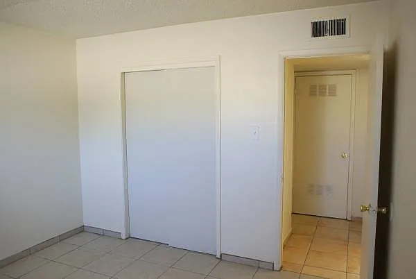 Parkside Apartments — Photo 13