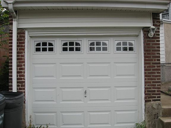 3rd image of 605 Saude Ave