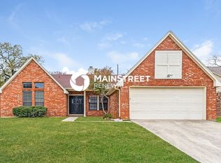 3300 Fairview Dr, Corinth, TX 76210