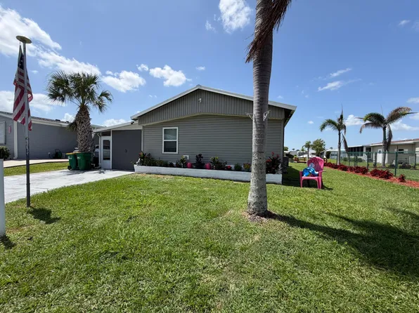 119 Lamplighter Dr, Melbourne, FL 32934