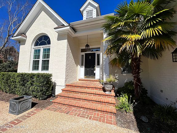 2nd image of 719 Arboretum Dr