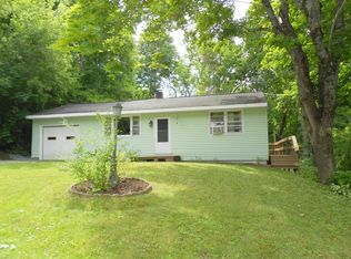 19 Kings Ct, Brewer, ME 04412