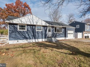 894 Estates Blvd, Hamilton, NJ 08690