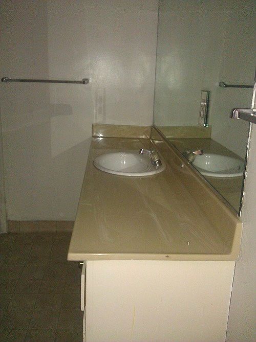 1st image of 4315 Troost Ave APT 2