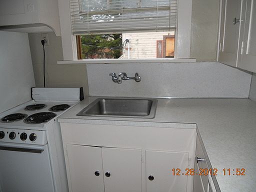 2nd image of 309 E 3rd St APT 3