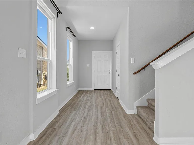 73 Bent Trail Ln — Photo 4