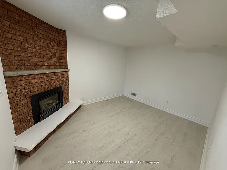 34 Cypress Ct #BASEMENT — Photo 14