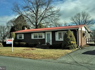 254 School House Rd, Saint Thomas, PA 17252