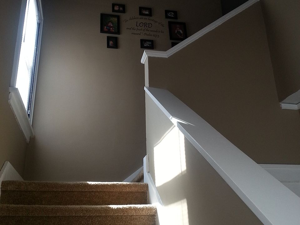 2nd image of 935 Creve Coeur St