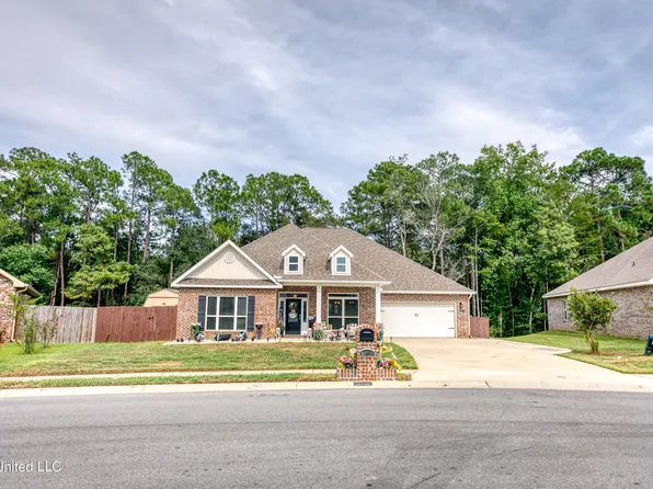 10735 Chapelwood Dr, Gulfport, MS 39503