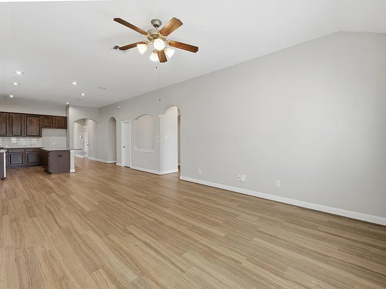 24230 Prairie Glen Ln — Photo 12