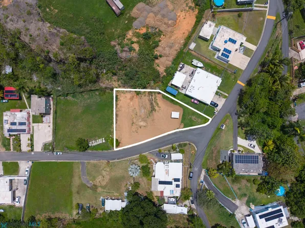 5 Carr 827, Toa Alta, PR 00953