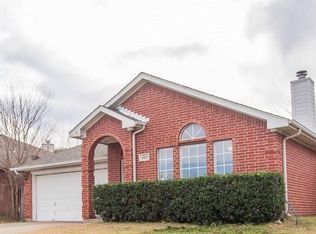 1019 Gaines Mills Rd, Grand Prairie, TX 75052