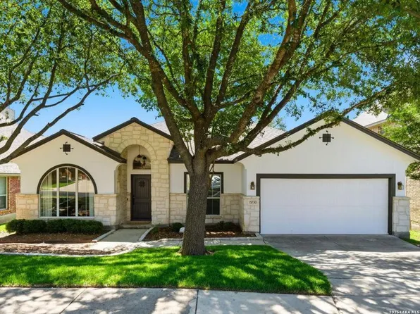15730 Alamogordo, Helotes, TX 78023