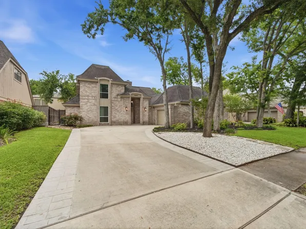 12210 Clearfork Dr, Houston, TX 77077