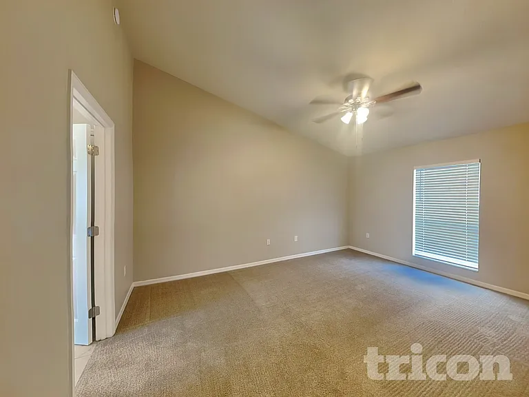 10752 Carloway Hills Dr — Photo 9