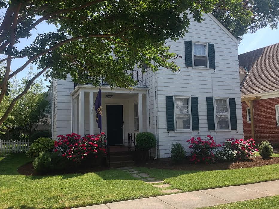 1st image of 517 Craford Pl