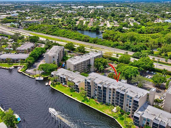 Home For Sale In Boca Bayou