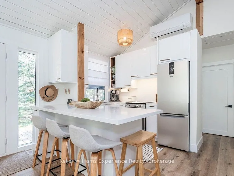 1 Sundown Rd — Photo 6