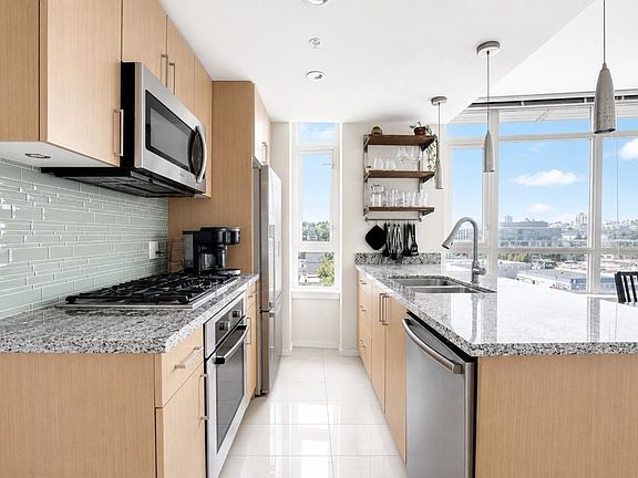 5th image of 89 W 2nd Ave #1102