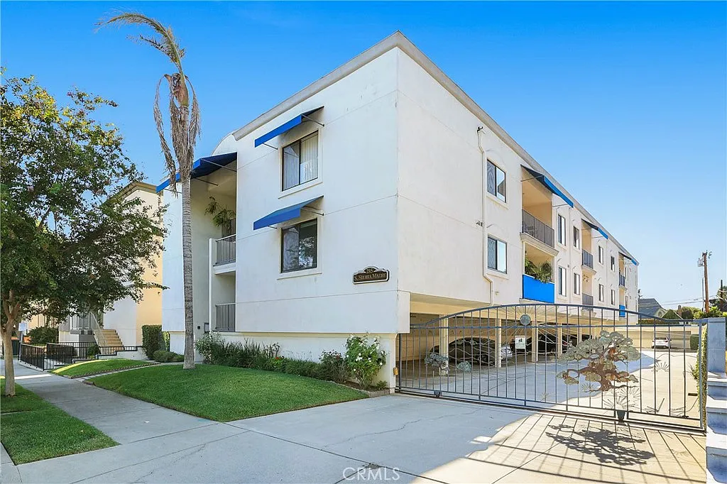 1 bed, 729 sqft, $2,550 — Photo 1