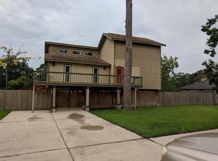 607 N Shady Ln, La Porte, TX 77571
