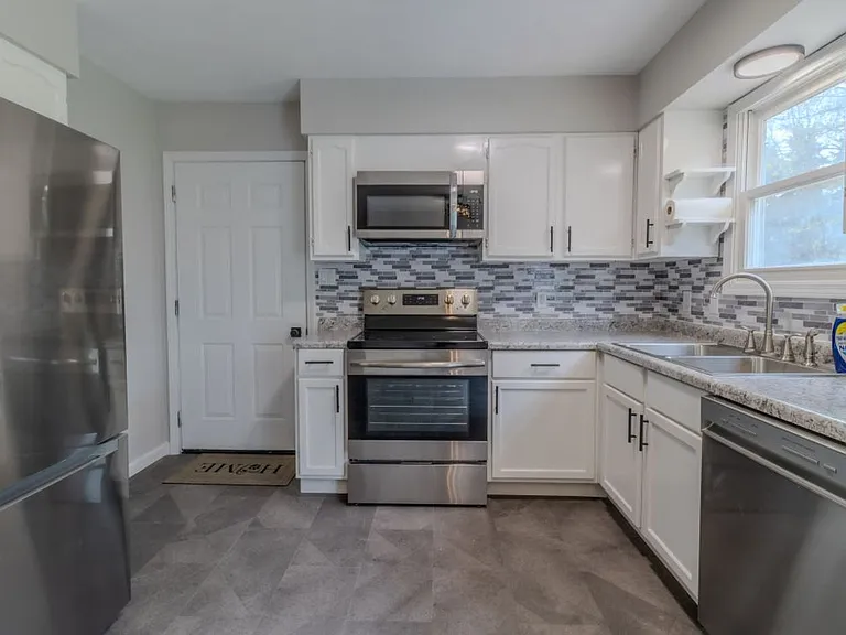 3017 Marmac Ave — Photo 10