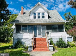 225 N Somerset Ave, Crisfield, MD 21817