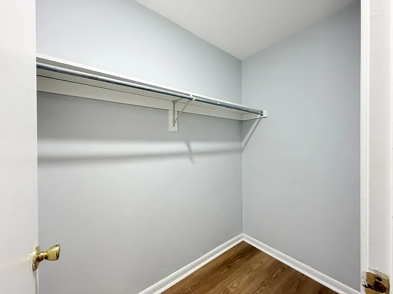 3872 Staffordshire Ln — Photo 13