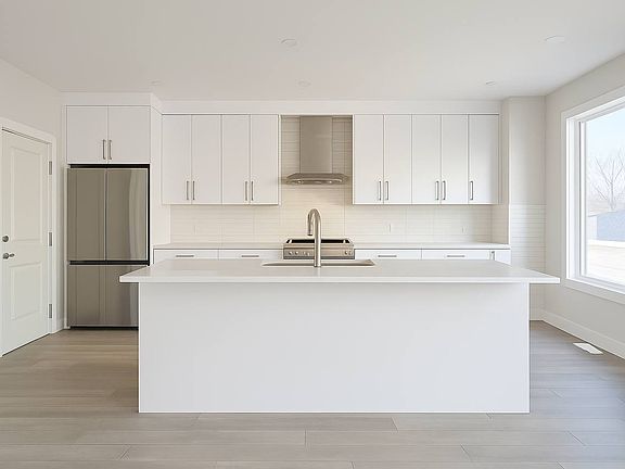 5th image of 13304 75th St NW #1448788