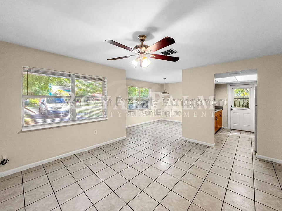 3339 Edgewood Ave