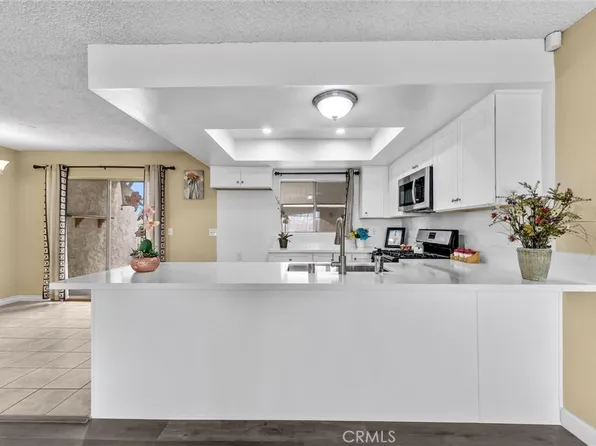 5195 Walnut Ave Unit 14, Chino, CA 91710