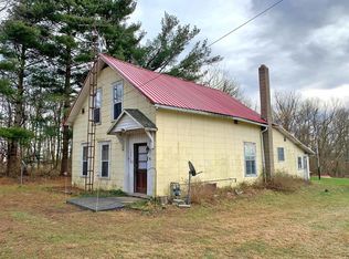 17718 Gambier Rd, Mount Vernon, OH 43050