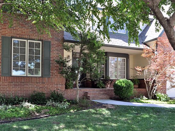 2nd image of 10309 E Ayesbury Ct