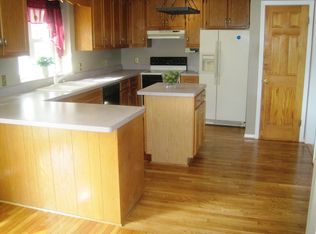 1732 Jan Dr, Fredericksburg, VA 22405