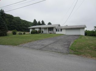 419 Skyline Dr, Lehighton, PA 18235