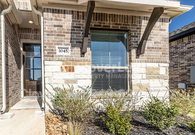 1045 Blue Oak Blvd — Photo 4