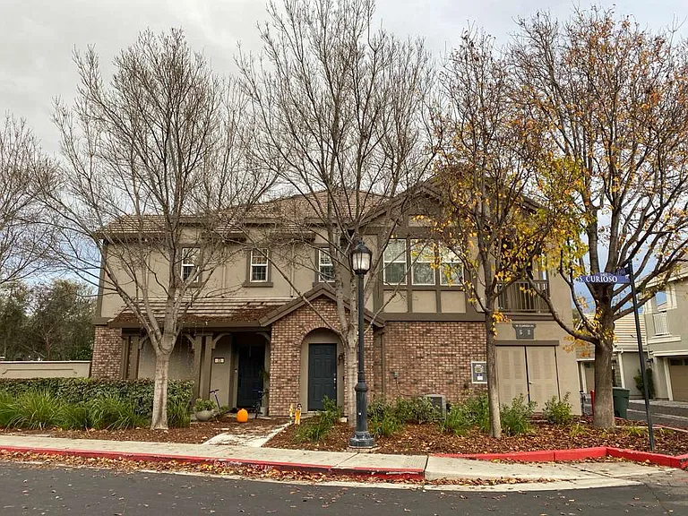 33 W Clarissa Ln — Photo 5