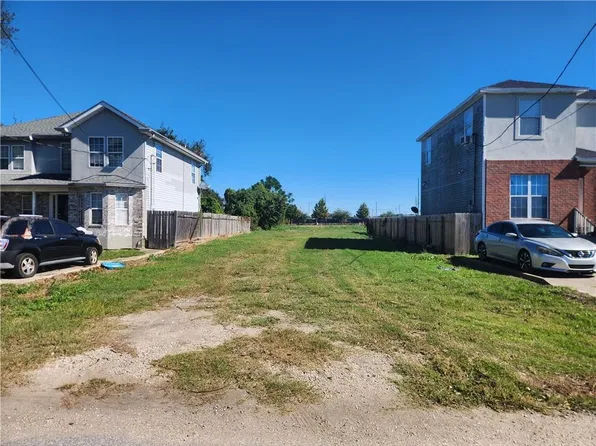 3148 Virginia St, Kenner, LA 70065