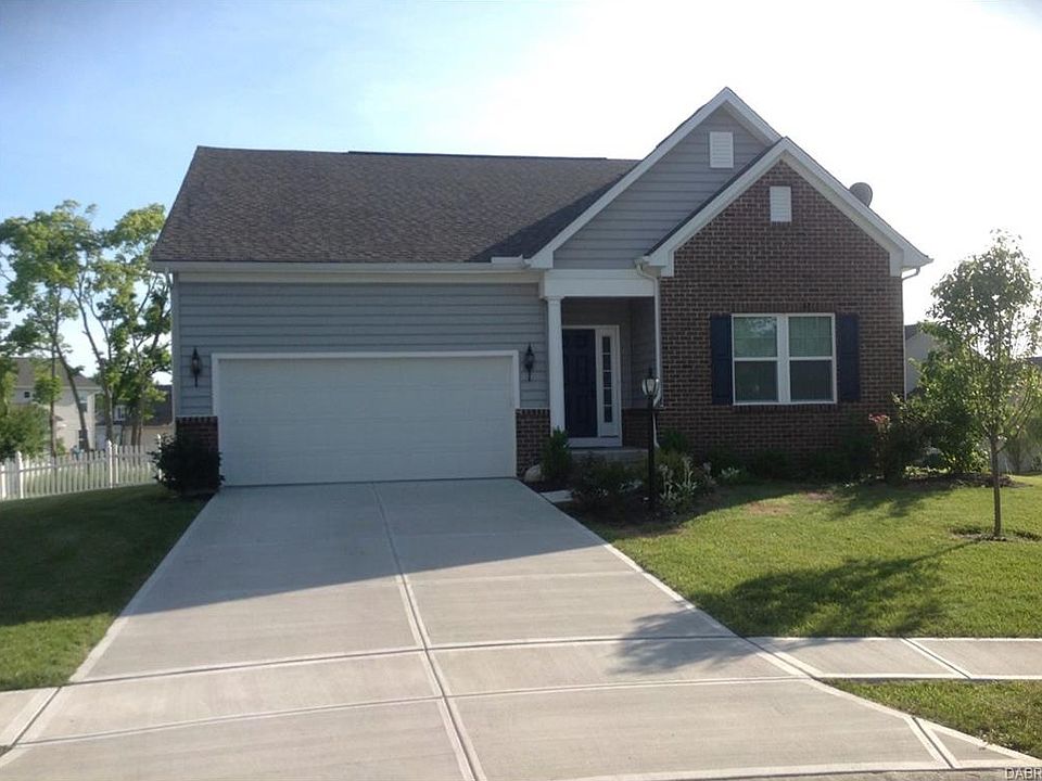 1st image of 104 Churchill Ct