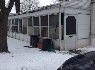 2672 Chestnut St, Warren, MI 48091