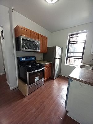 2nd image of 4329 39th Pl APT 40