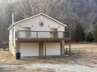 950 Modoc Rd, Burkesville, KY 42717