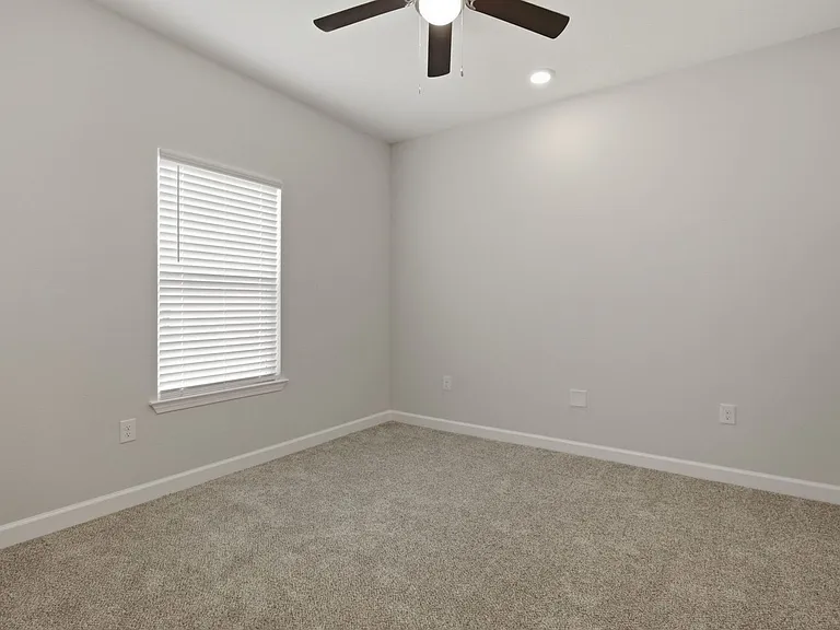 6434 Kylito Cir — Photo 23