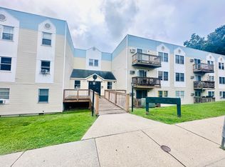 46 Taylor St APT 102, Stamford, CT 06902