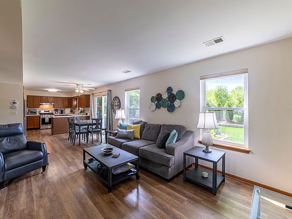 5th image of 1849 Pastoral Ln