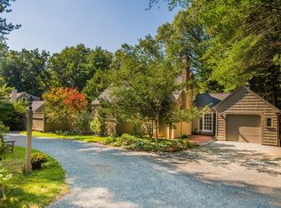 55 Spring St, Medfield, MA 02052