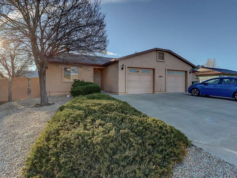 3881 N Tani Rd — Photo 3